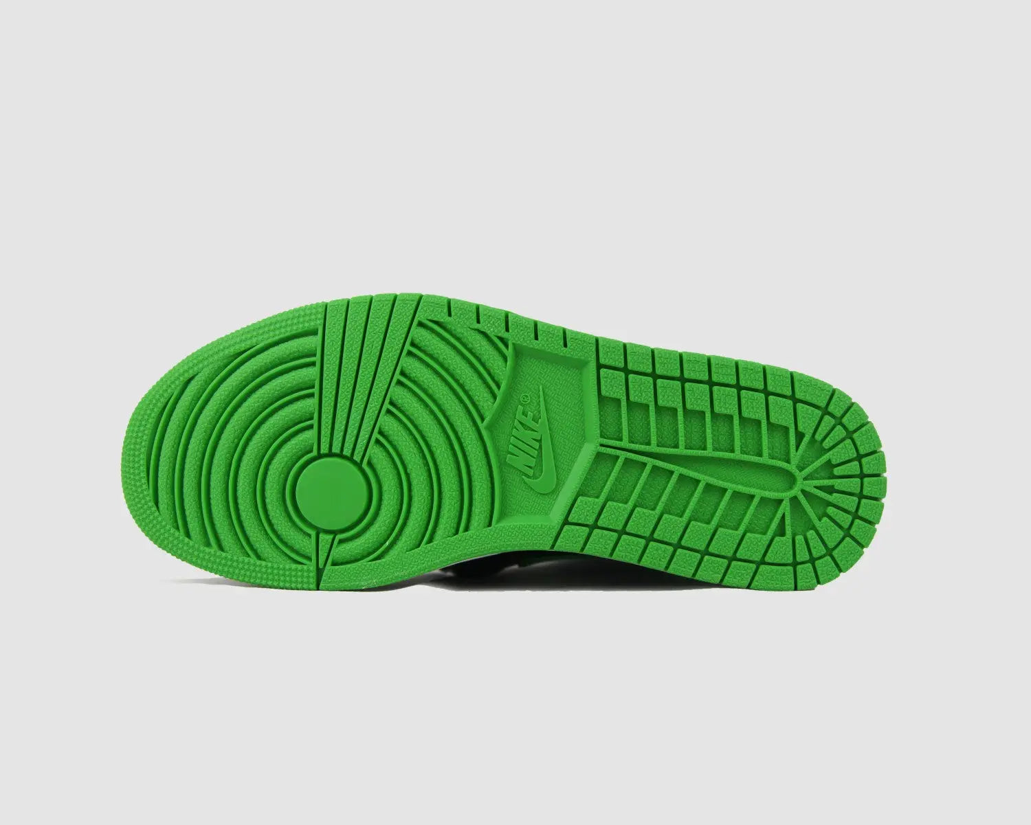 AIR JORDAN 1 RETRO HIGH OG “Patent Green” Metroutfits