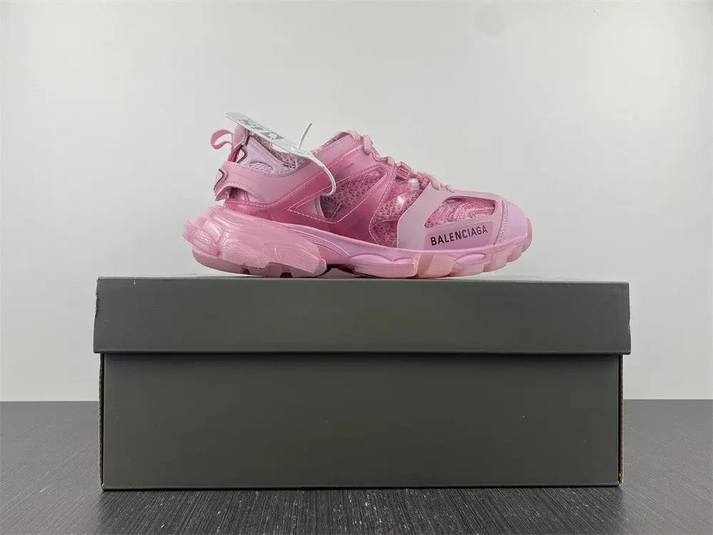 BALENCIAGA - SNEAKERS Metroutfits