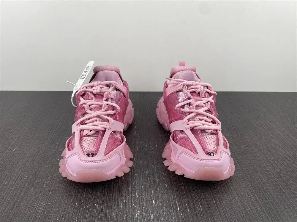 BALENCIAGA - SNEAKERS Metroutfits