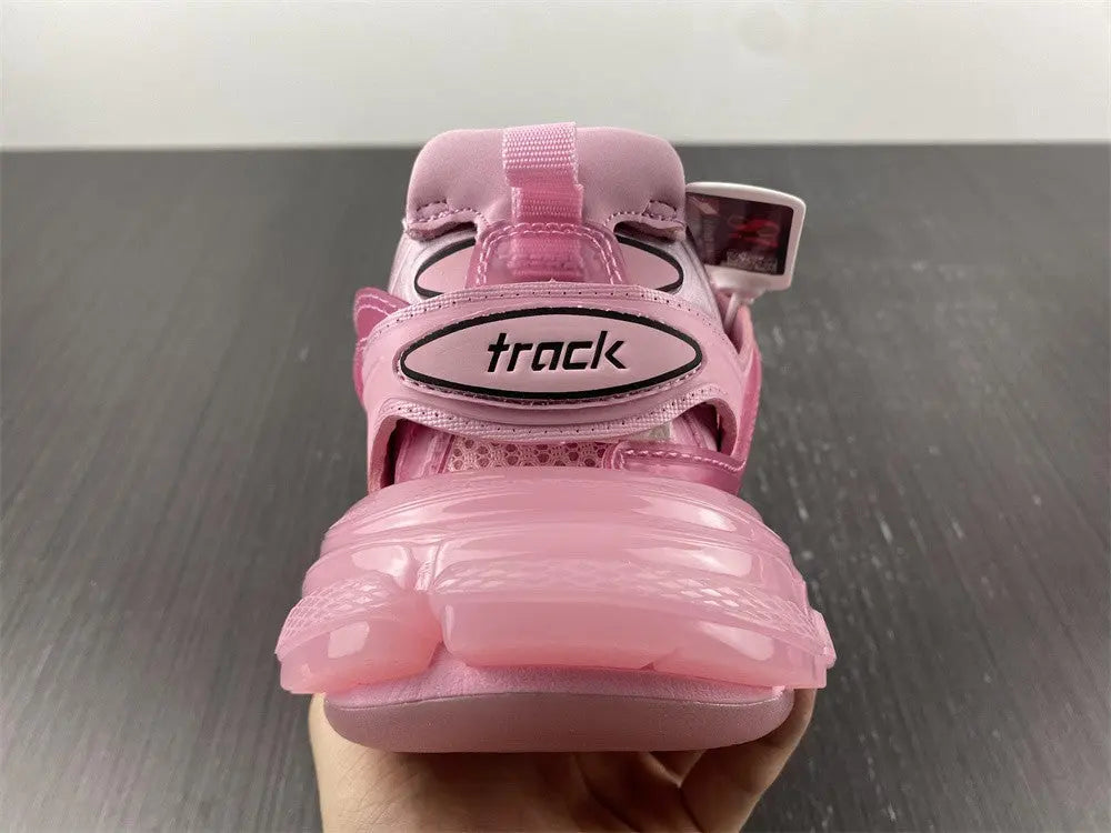 BALENCIAGA - SNEAKERS Metroutfits