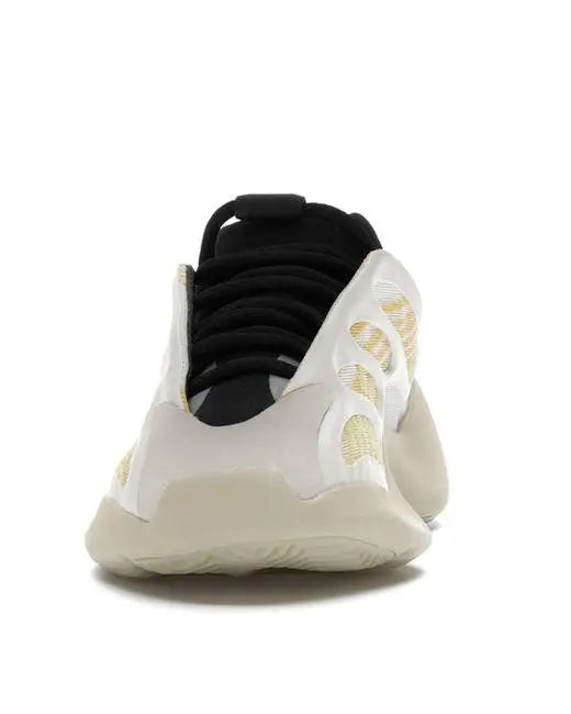 ADIDAS - YEEZY 700 V3 "Safflower" - https://treadfitpro.com/