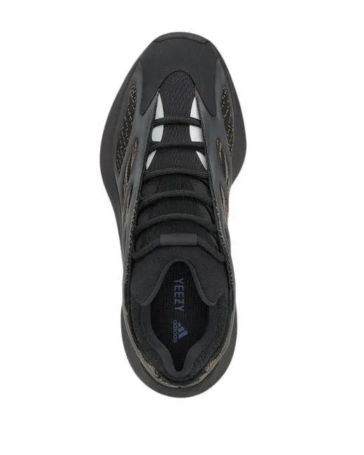ADIDAS - YEEZY 700 V3 "clay Brown" - https://treadfitpro.com/