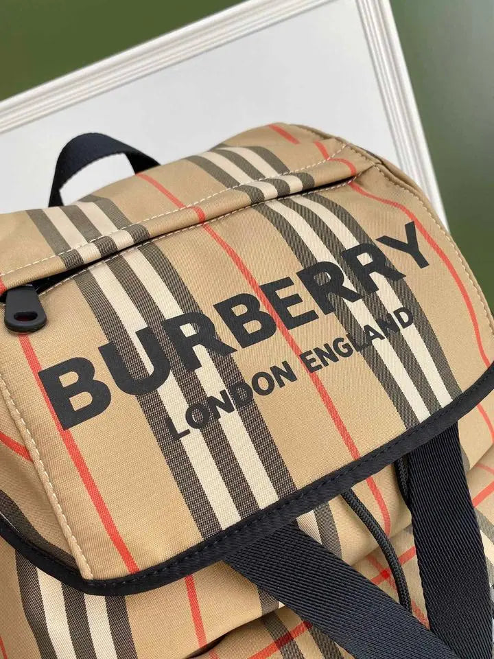 BURBERRY - BACKPACK - https://treadfitpro.com/