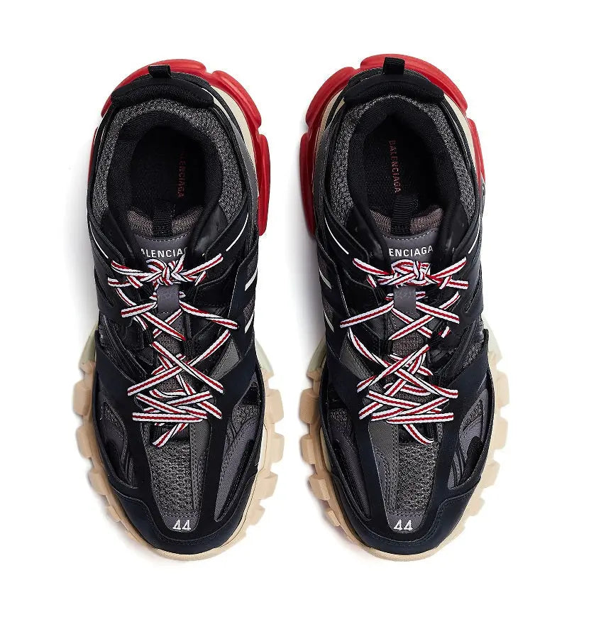 BALENCIAGA - SNEAKERS Metroutfits