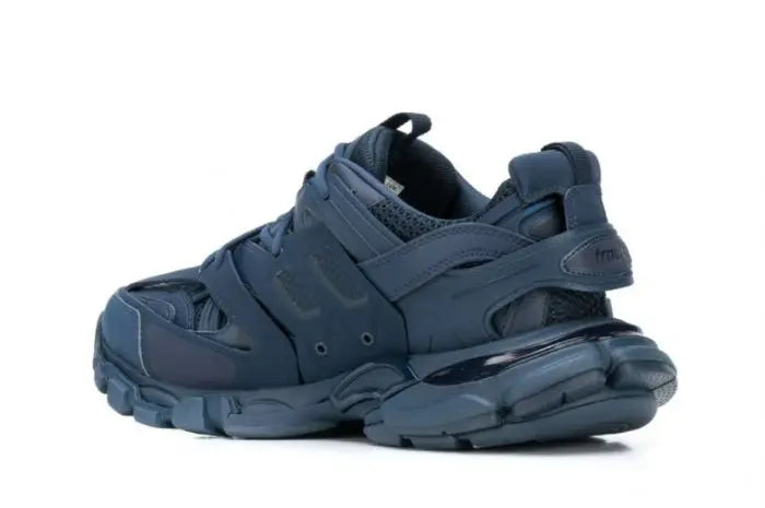 BALENCIAGA - SNEAKERS Metroutfits