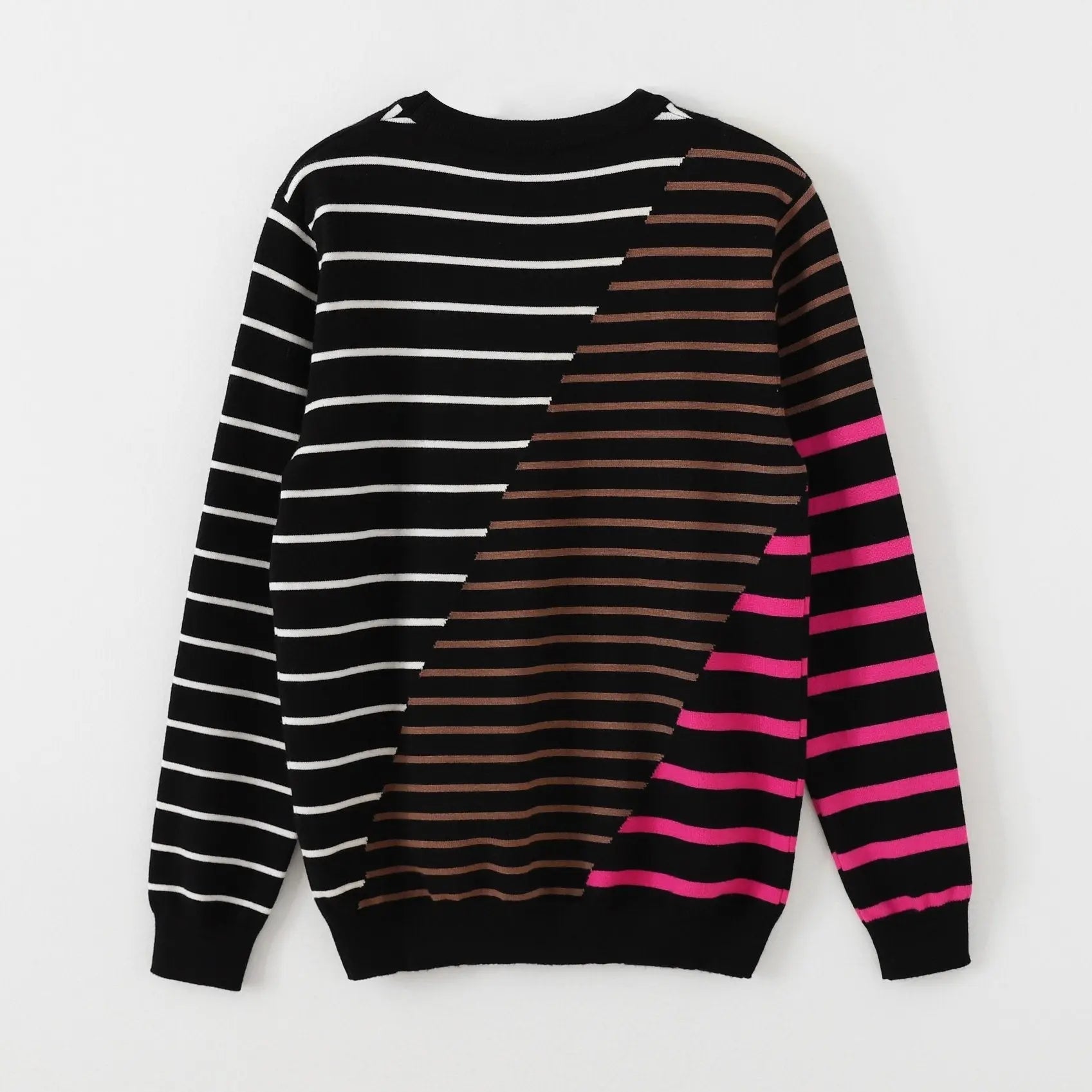 CHANEL - SWEATSHIRT - https://treadfitpro.com/