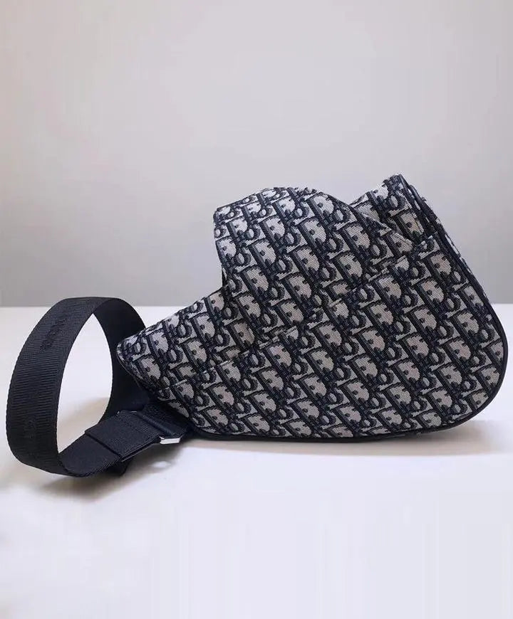 CHRISTIAN DIOR - SHOULDER BAG - https://treadfitpro.com/