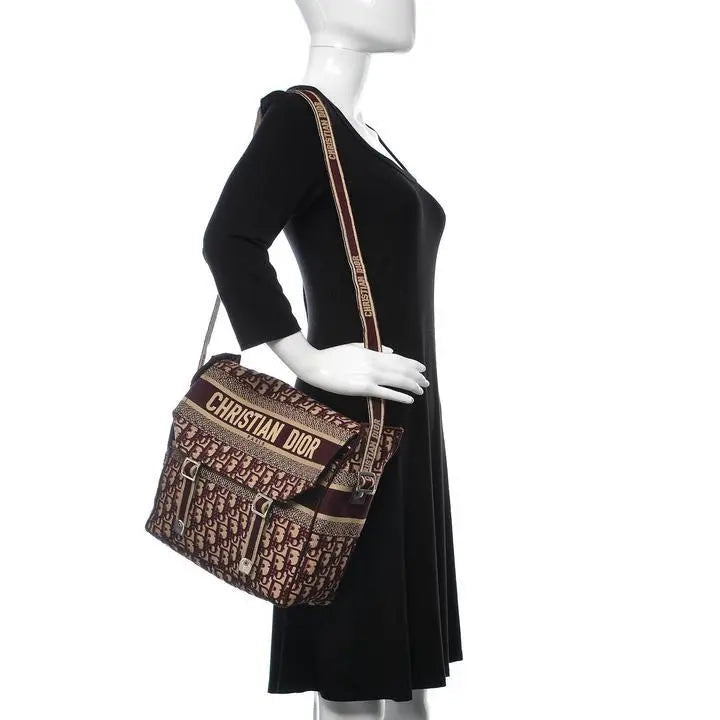 CHRISTIAN DIOR - SHOULDER BAG - https://treadfitpro.com/
