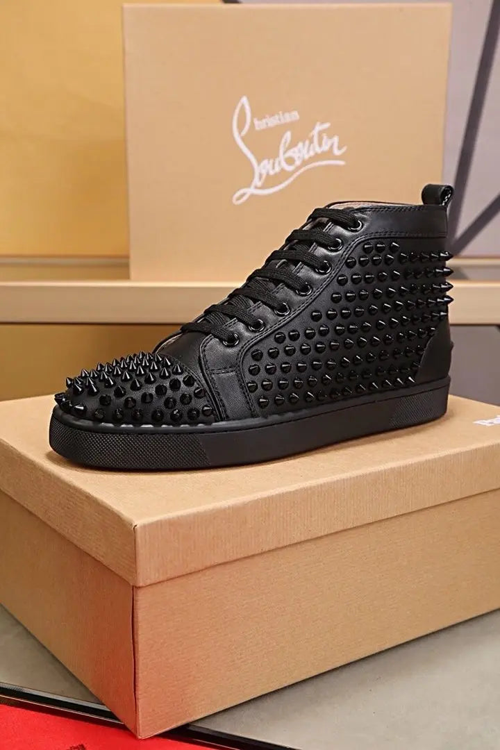 CHRISTIAN LOUBOUTIN - SNEAKER - https://treadfitpro.com/