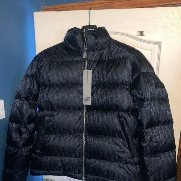 DIOR - PUFFER JACKET - https://treadfitpro.com/