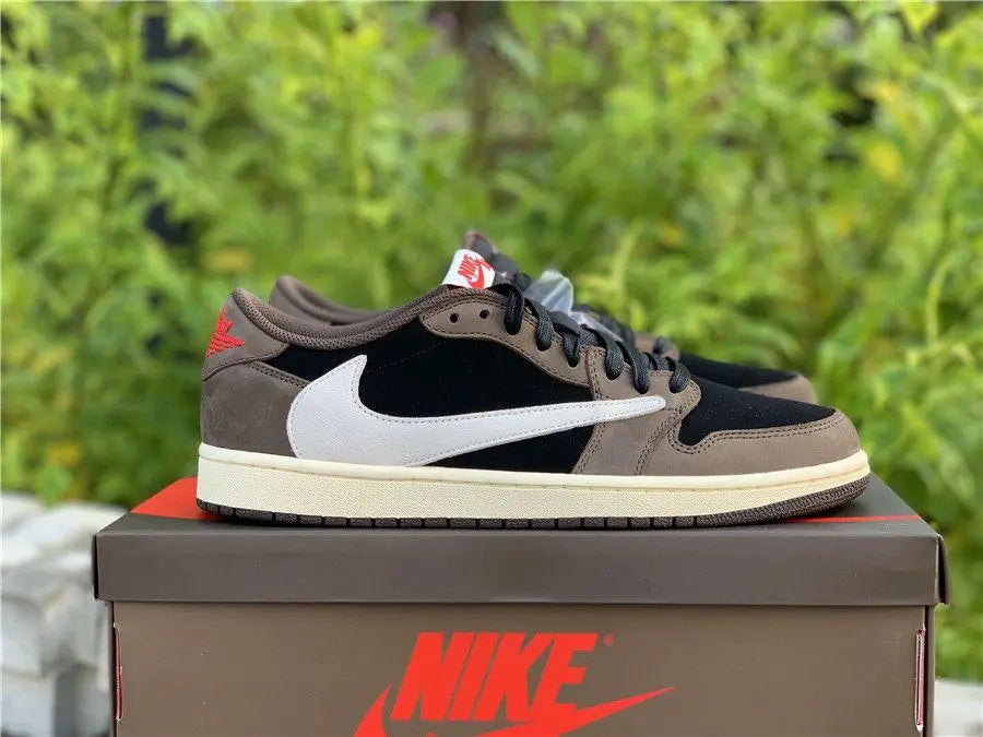 JORDAN - AJ1 "Low Travis Scott" - https://treadfitpro.com/