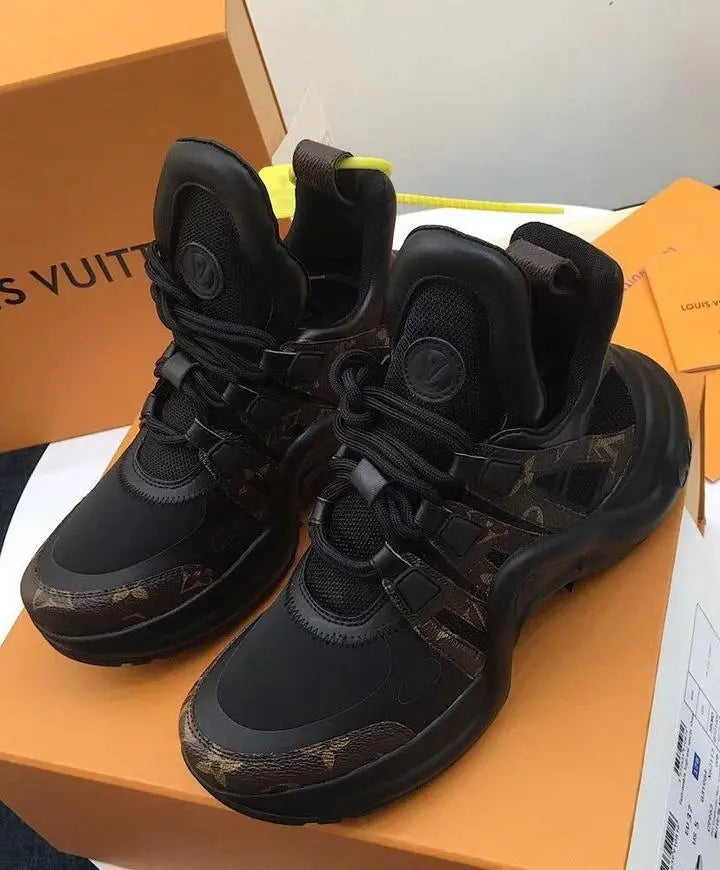 LOUIS VUITTON - SNEAKER - https://treadfitpro.com/
