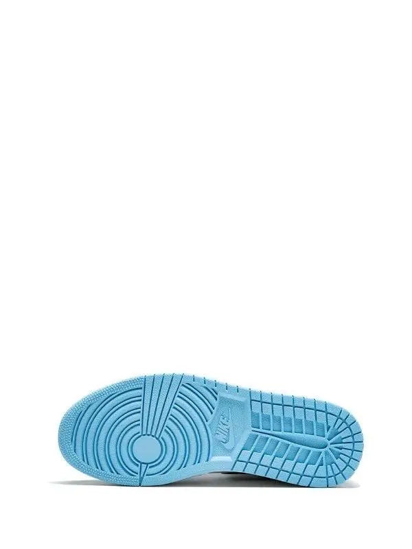 NIKE - AIR JORDAN 1 - https://treadfitpro.com/