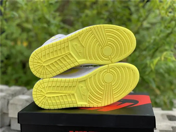 NIKE - AIR JORDAN 1 - https://treadfitpro.com/