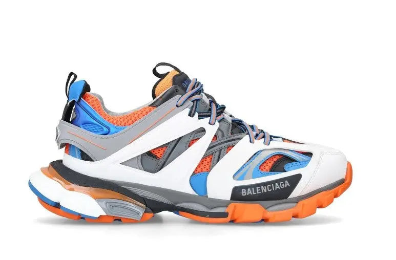 BALENCIAGA - SNEAKERS Metroutfits