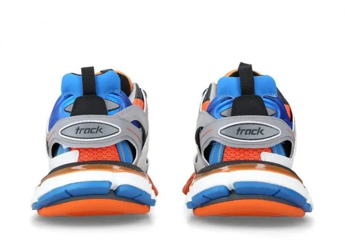 BALENCIAGA - SNEAKERS Metroutfits