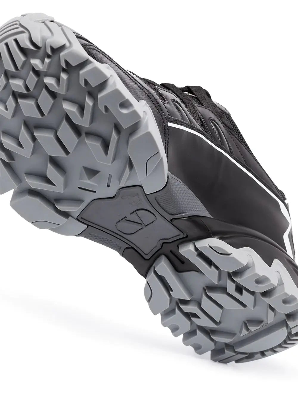 VALENTINO GARAVANI - SNEAKERS - https://treadfitpro.com/