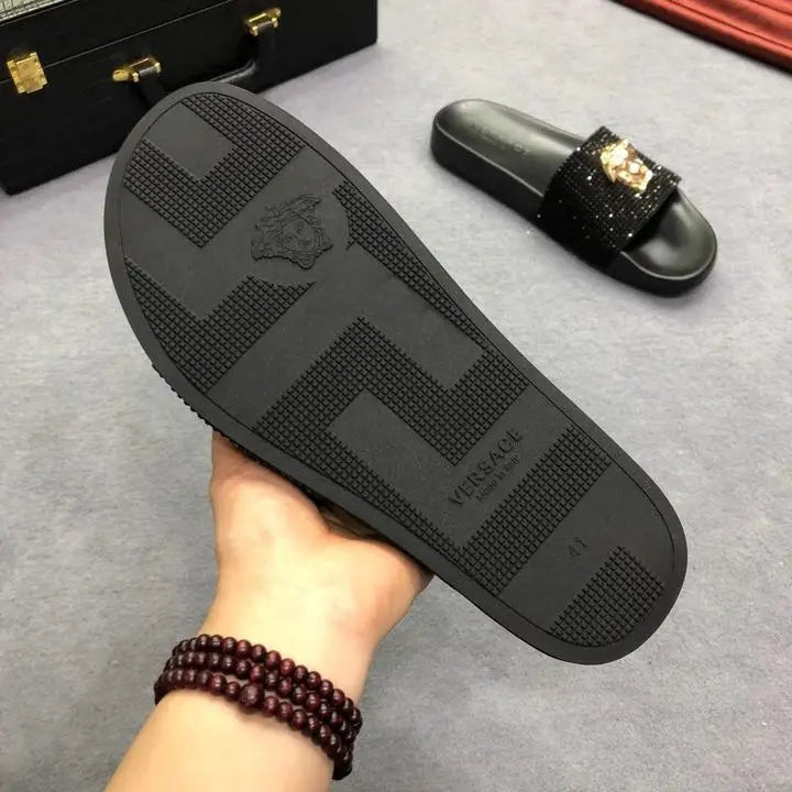 VERSACE - PANTOUFLES HOMME - https://treadfitpro.com/