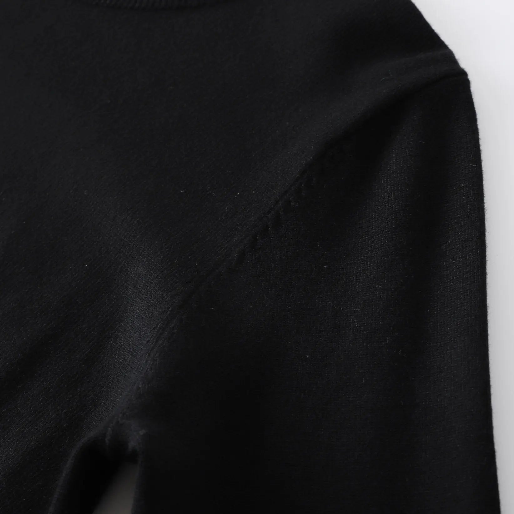 VERSACE - SWEATSHIRT - https://treadfitpro.com/