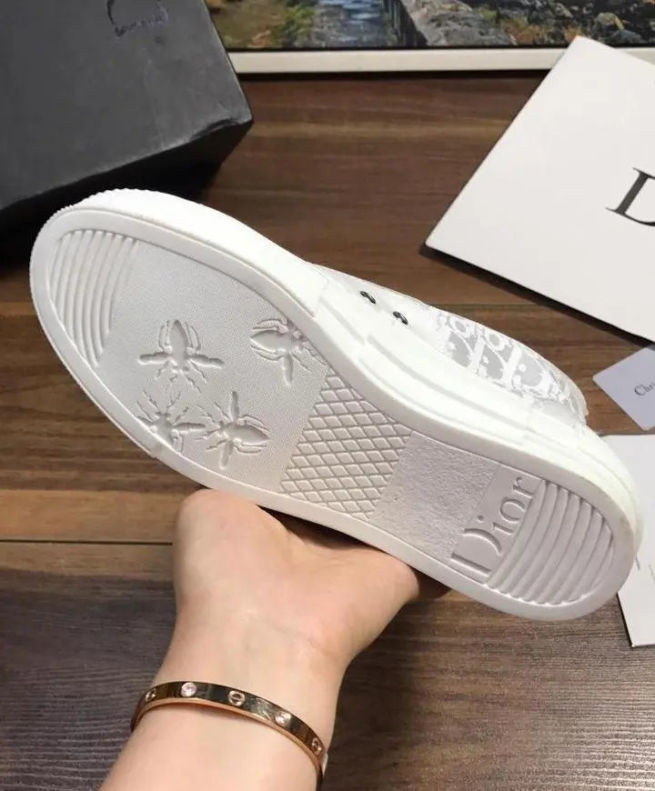 CHRISTIAN DIOR- SNEAKER Metroutfits