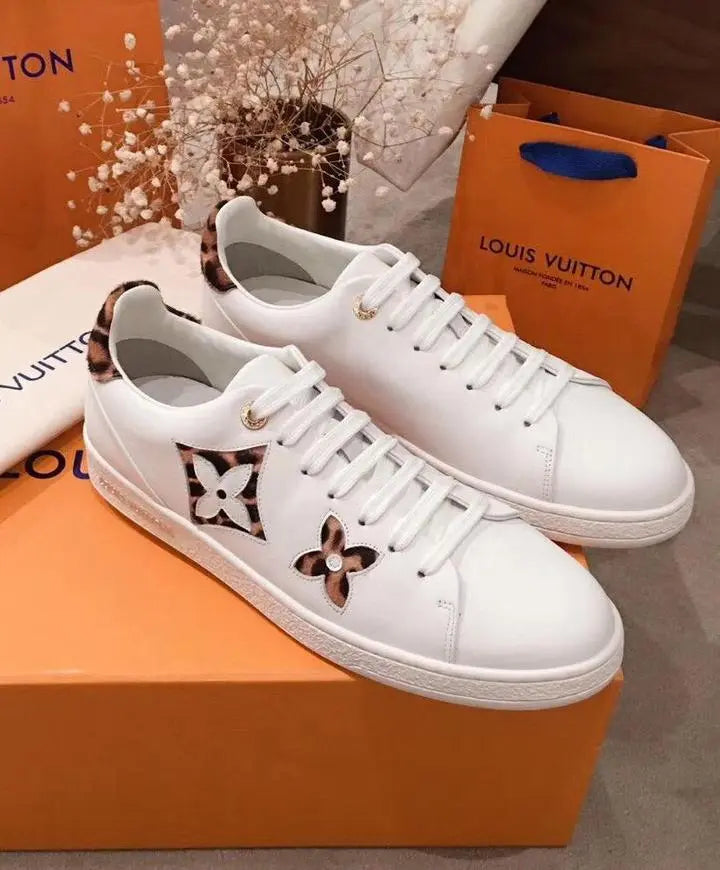 LOUIS VUITTON - SNEAKER Metroutfits